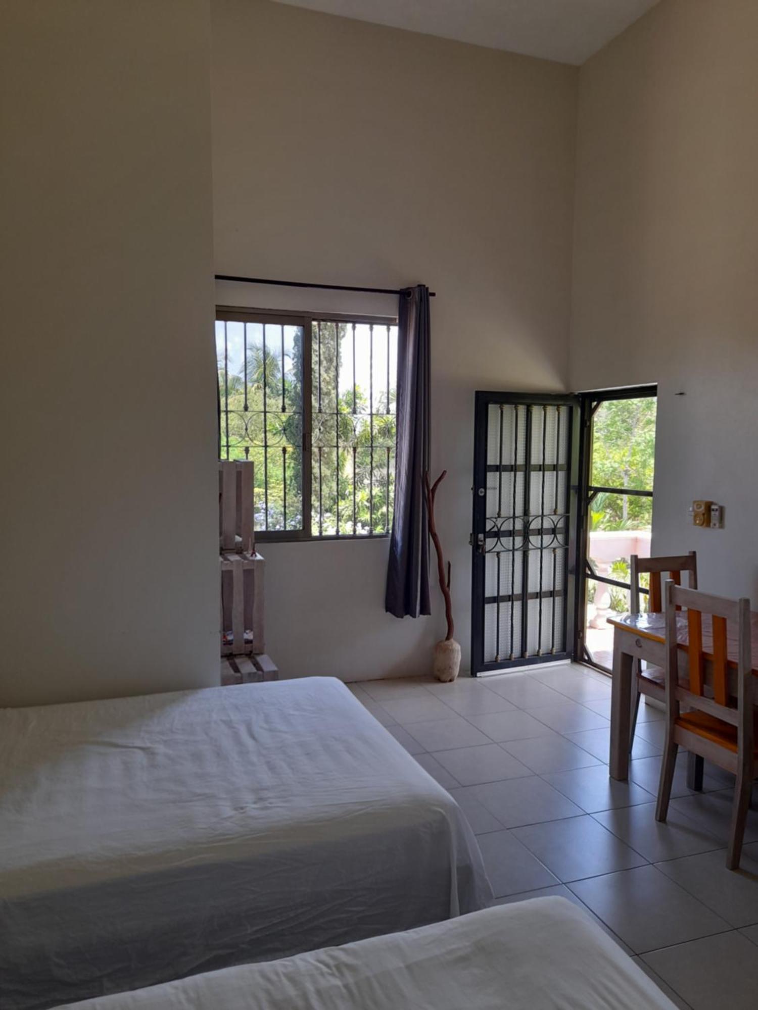 Villa Lirios Valladolid  Værelse billede